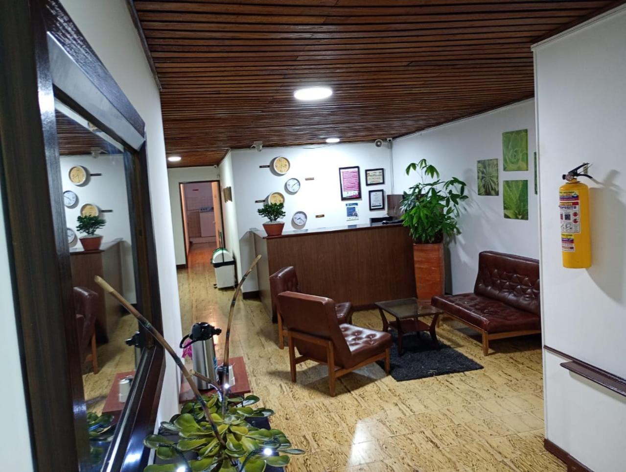 Hotel Alpino Armenia Exterior foto